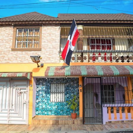 Apartamentos De 1 2 Y 3 Habitaciones 圣地亚哥洛斯卡巴 外观 照片