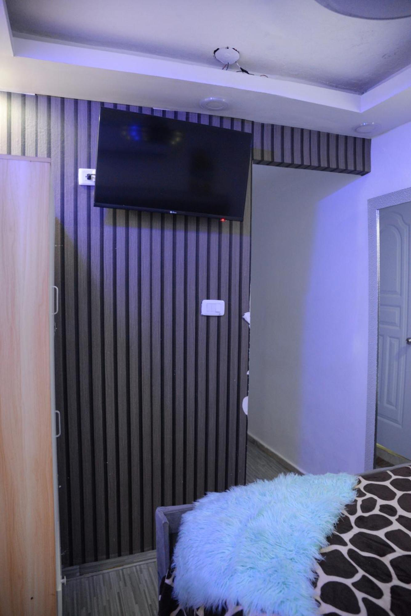 Apartamentos De 1 2 Y 3 Habitaciones 圣地亚哥洛斯卡巴 外观 照片